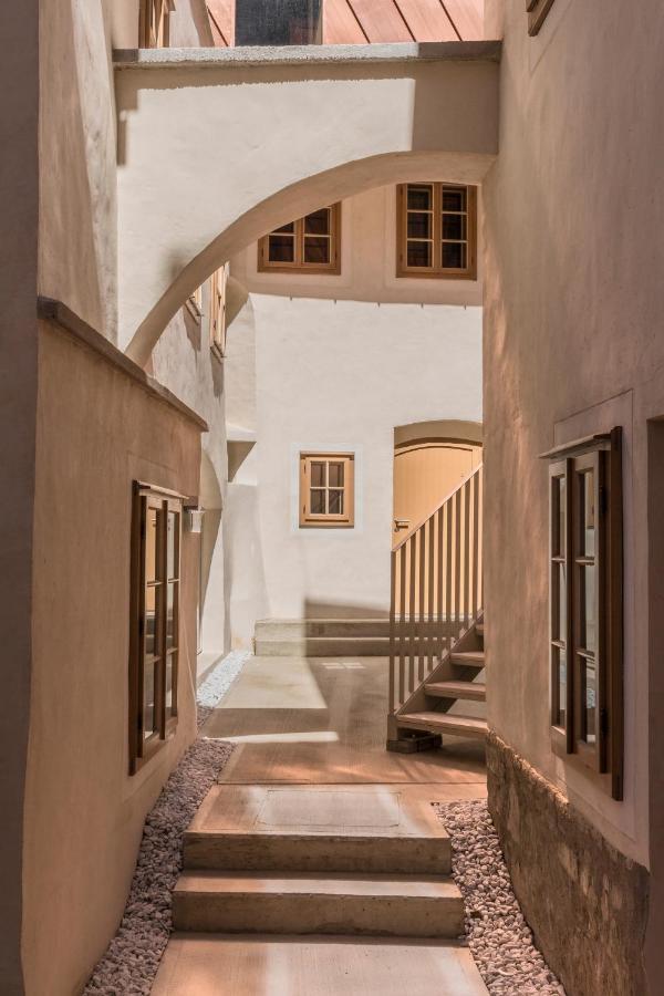 Kai 36 - Hotel Zwischen Fels Und Fluss Graz Bagian luar foto Interior of the house